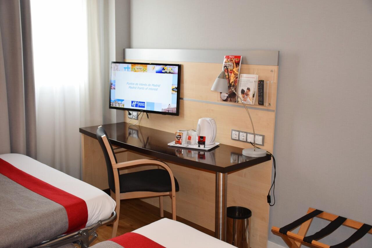 Hotel Holiday Inn Express Madrid-Rivas By Ihg Exterior foto