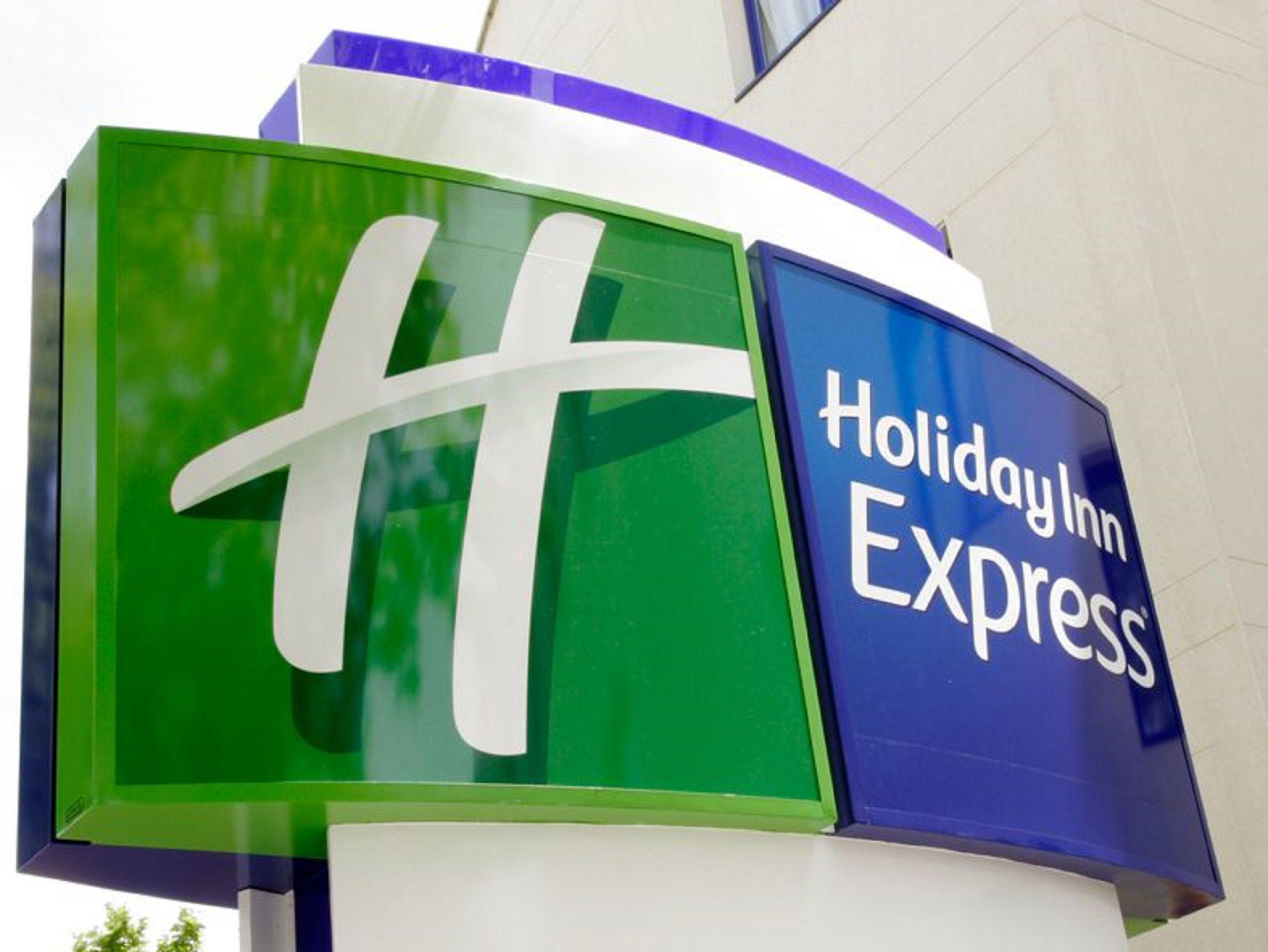 Hotel Holiday Inn Express Madrid-Rivas By Ihg Exterior foto